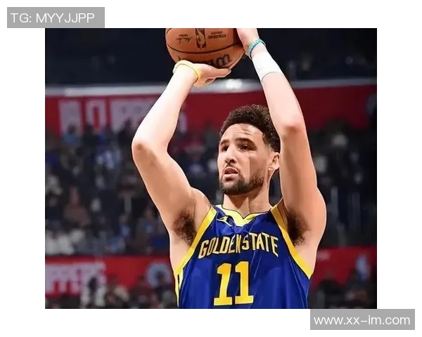 阿德巴约盛赞哈克斯实力非凡期待他争夺最佳第六人荣誉