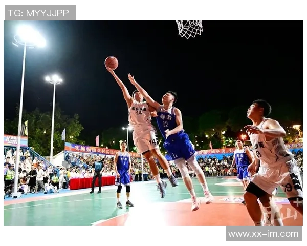 父子同台竞技雄鹿国王对决哈姆父子三人齐聚赛场展现篮球魅力